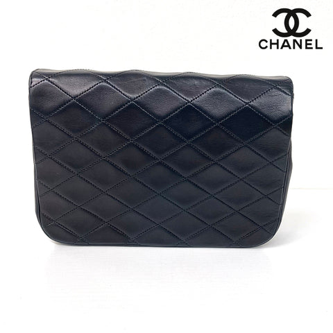 シャネル CHANEL マトラッセ ゴールド金具 チェーン プッシュロック ショルダーバッグ VINTAGE 中古 定番 ブラック WS2119