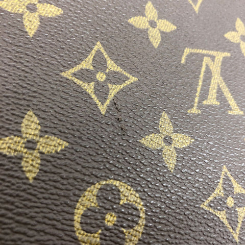 louis vuitton leather material