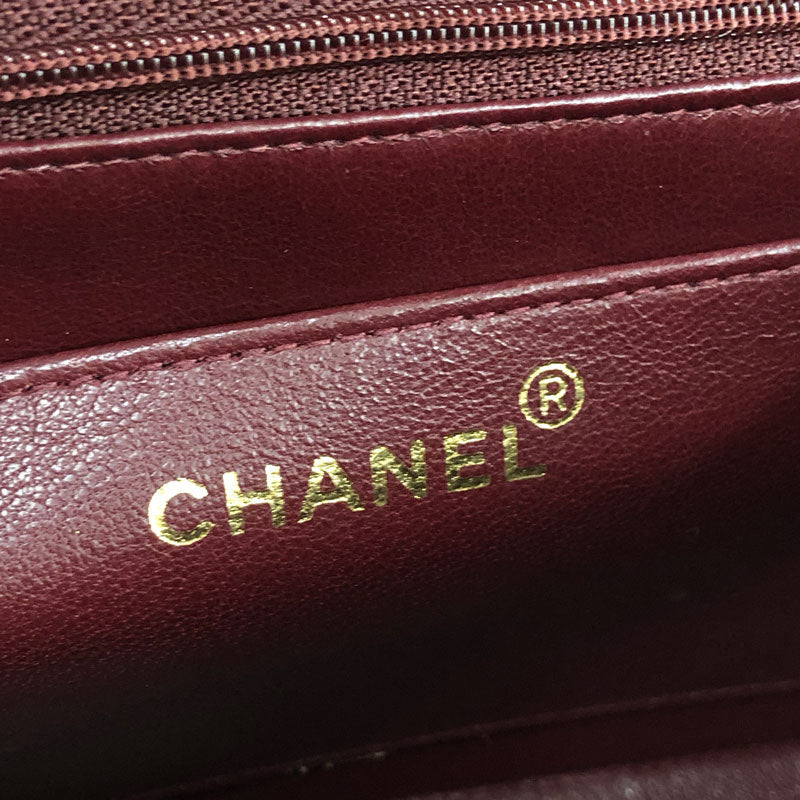 シャネル CHANEL ダイアナフラップ マトラッセ ターンロック シャネル CHANEL ダイアナフラップ マトラッセ ターンロック