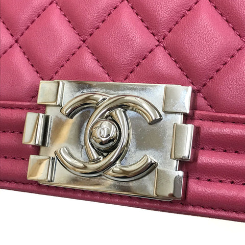 Chanel Chanel Boy Channel Chain Umhängetasche Leder Pink EIT0399