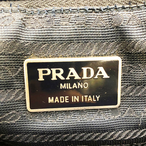 Prada Prada Triangle徽标尼龙迷你背包Daypack海军P11429