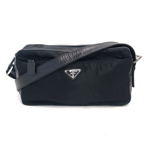 Prada Triangle Logo Nylon Umhängetasche Schwarz P11711