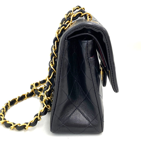 Chanel Chanel Matrasse Doppelklappe Umhängetasche Schwarz P12071