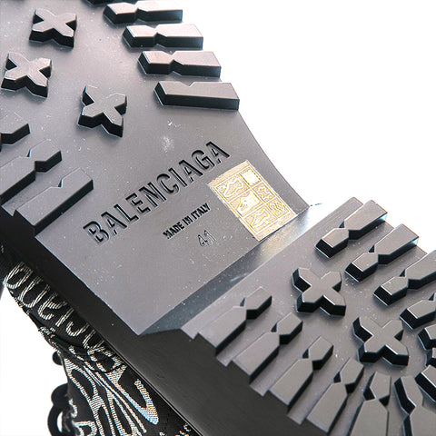 Balenciaga Balenciaga蕾丝 -  UP徽标织物靴子黑色P12997