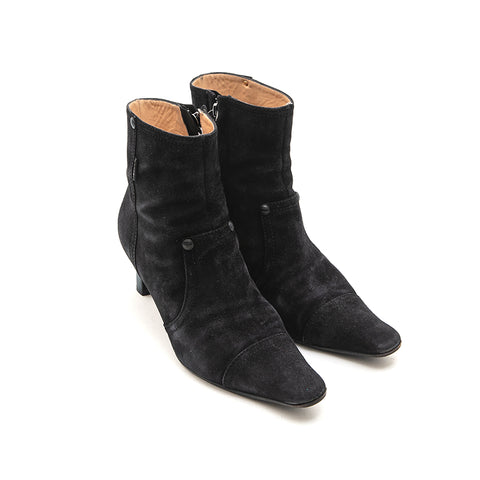 Chanel CHANEL Suede Short Boots Black P13126