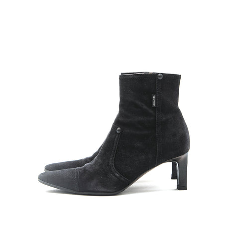 Chanel Chanel Wildleder kurze Stiefel Schwarze P13126