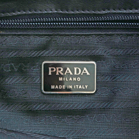 プラダ PRADA トライアングルロゴ レザー リュック・デイパック ブラック P13257