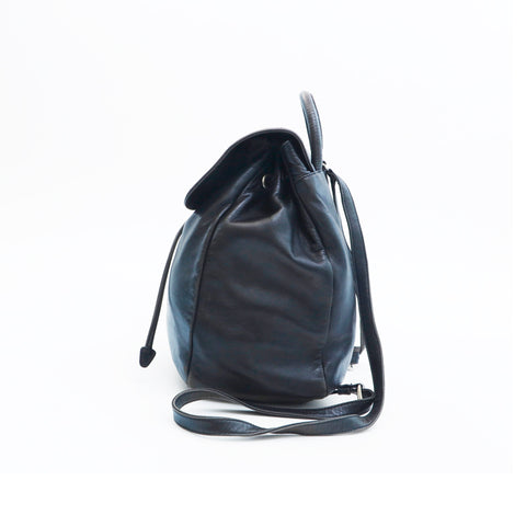 backpack leather triangle PRADA Triangle Logo Leather Backpack/Daypack Black P13257 – NUIR VINTAGE