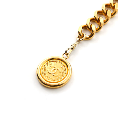 CHANEL Belt Necklace Chain Classic Medallion Vintage 24k Gold Plated  Authentic