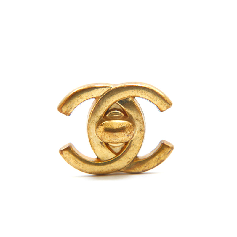 シャネル CHANEL ココマーク ターンロック イヤリング ゴールド P13390