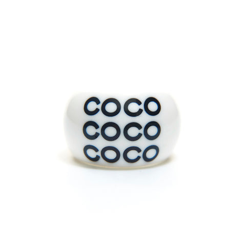 Chanel Chanel -Kokos Verpflegung / Ring Weiß P13391