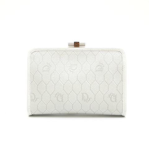 Dior white online pouch