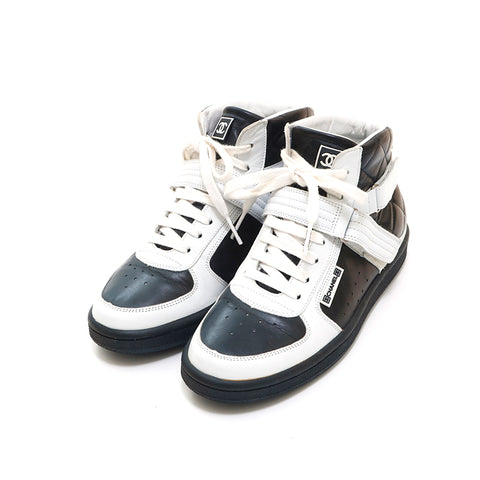 Chanel Chanel Sports Line Matrasse High Cut Sneakers Black X White P13930