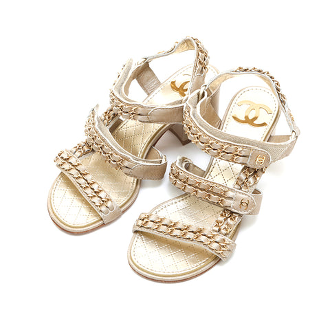 Chanel Coco Mark Kette Sandalen Gold P13983
