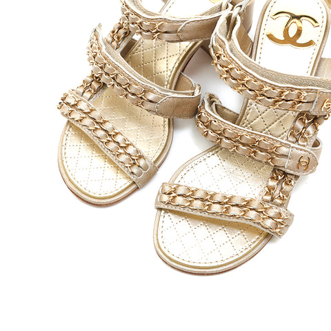 Chanel CHANEL Coco Mark Chain Sandal Gold P13983 – NUIR VINTAGE