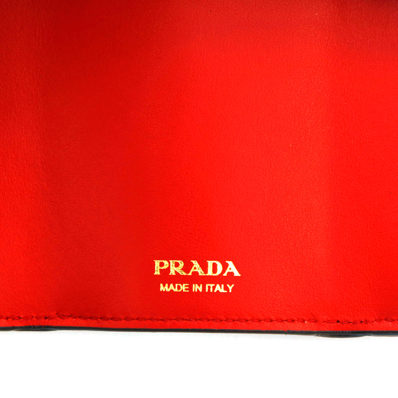レア!! PRADA プラダ 赤 ハートプリント サンダル レア!! PRADA プラダ 赤 ハートプリント サンダル
