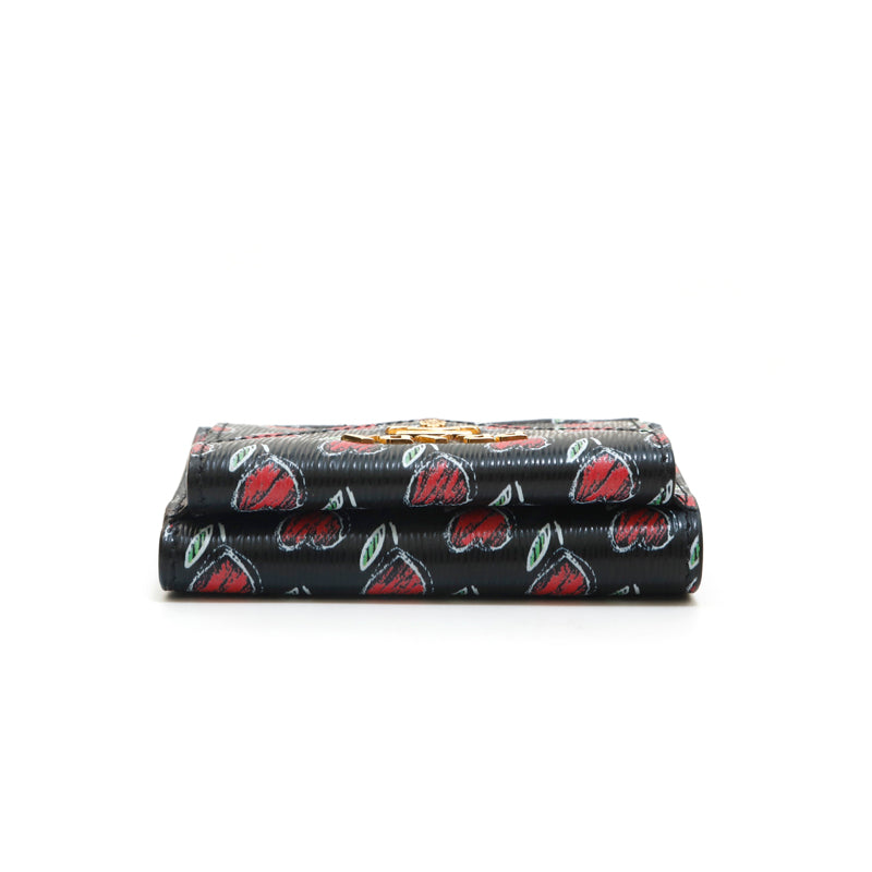 PRADA ハート柄 三つ折り財布 PRADA ハート柄 三つ折り財布 プラダ 財布 黒 赤 ブラック