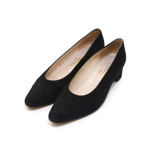 香奈儿绒面革可可标记泵黑色P14155