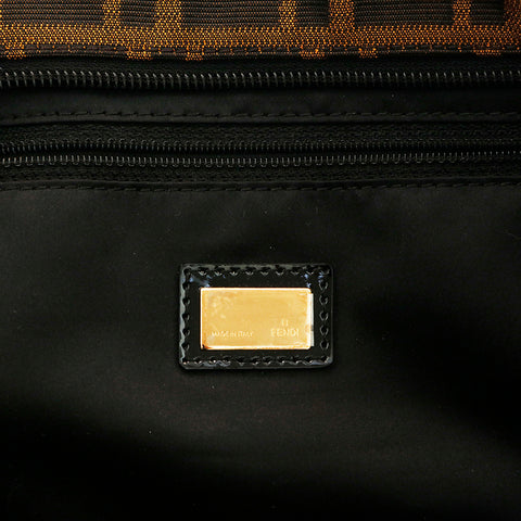 Fendi Fendi Zucca Kilting手提袋棕色P14173