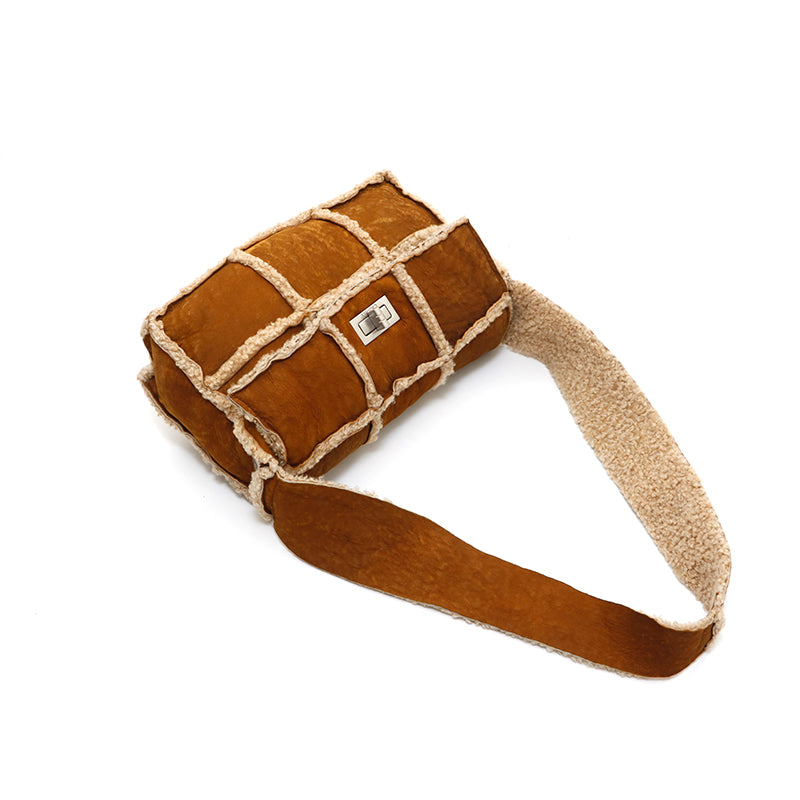 シャネル CHANEL 2.55 ムートン ショルダーバッグ ブラウン P14324 – NUIR VINTAGE