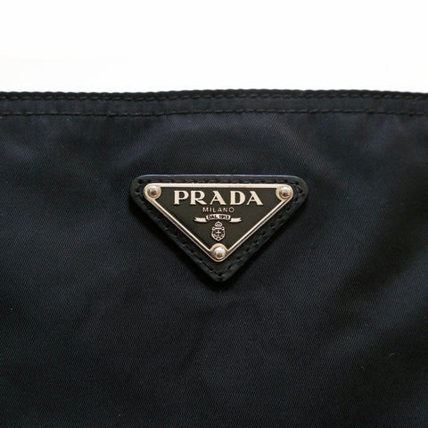 Prada Prada徽标尼龙肩袋黑色P14454