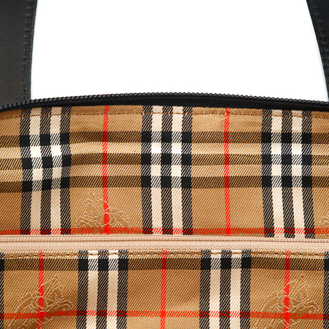 Burberry Burberry Loger皮革手提包黑色P14492