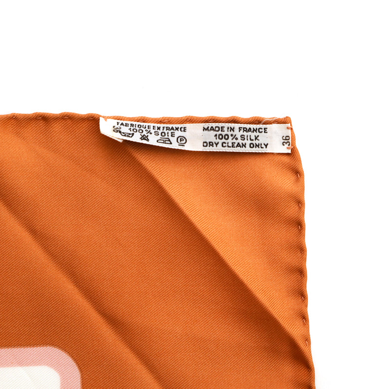 エルメス　HERMES　カレ　COLS.VERTS　鴨 楽天市場】エルメス HERMES スカーフ カレ90 シルク COLS VERTS