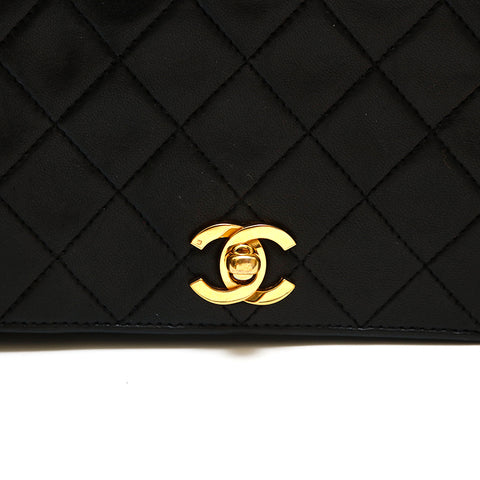 シャネル CHANEL マトラッセ フルフラップ ターンロック ショルダーバッグ ブラック P15188