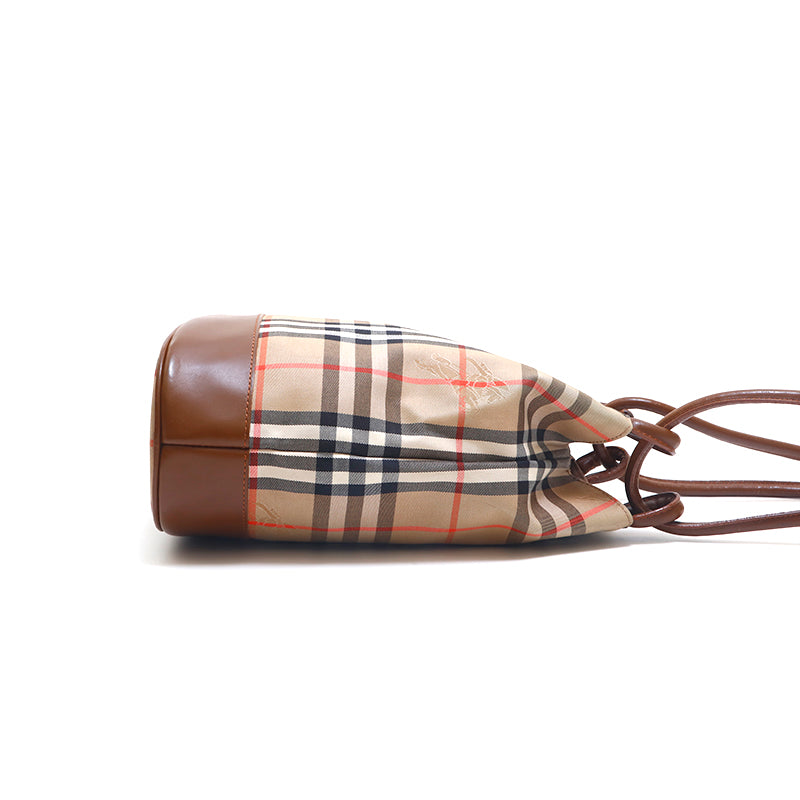 バーバリー BURBERRY ノバチェック レザー 巾着式 ショルダーバッグ