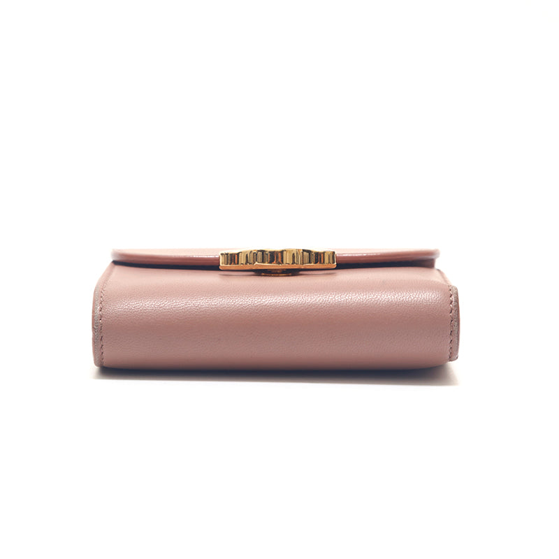 セリーヌ CELINE トリオンフ 折り財布 ピンク P15378 – NUIR VINTAGE