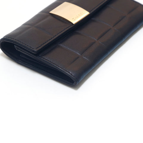 Chanel Chocolate bar portefeuille pliant noir P15387