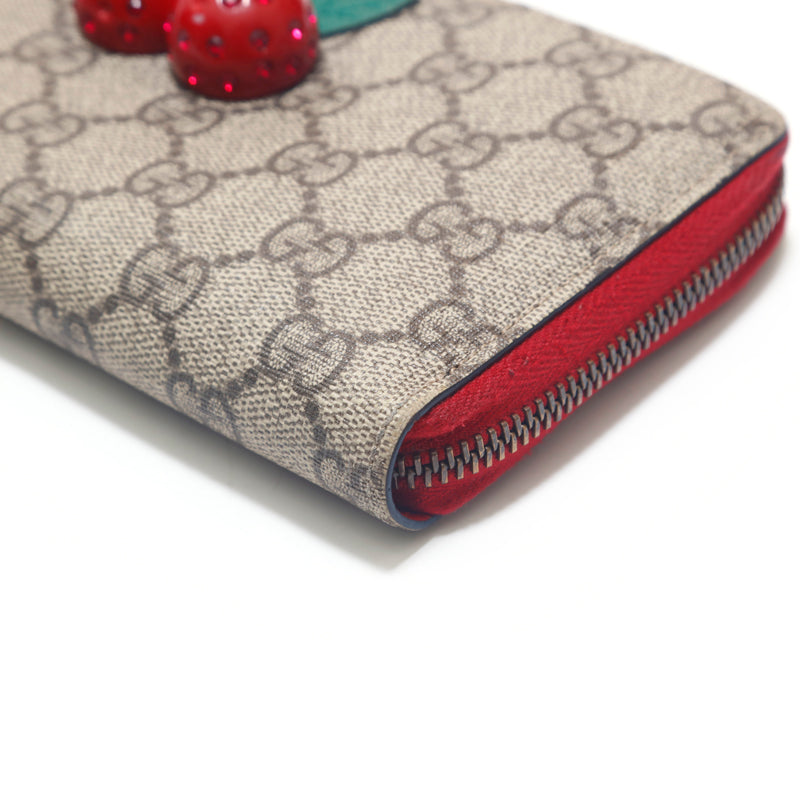 グッチ GUCCI GG スプリーム チェリー 長財布 ベージュ P15389 – NUIR