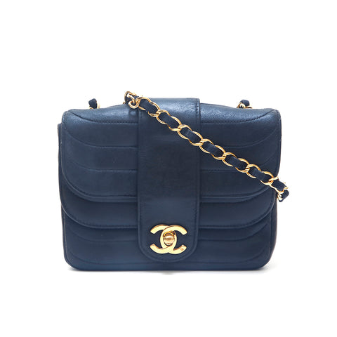 シャネル CHANEL ココマーク フラップ チェーン ショルダーバッグ ブラック P15588