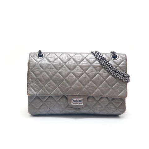 シャネル CHANEL マトラッセ 2.55 ダブルフラップ チェーン  ハンドバッグ シルバー P15594