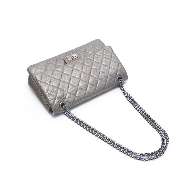 シャネルCHANELマトラッセ 2.55 シルバー ダブルチェーン シャネル CHANEL マトラッセ 2.55 ダブルフラップ チェーン