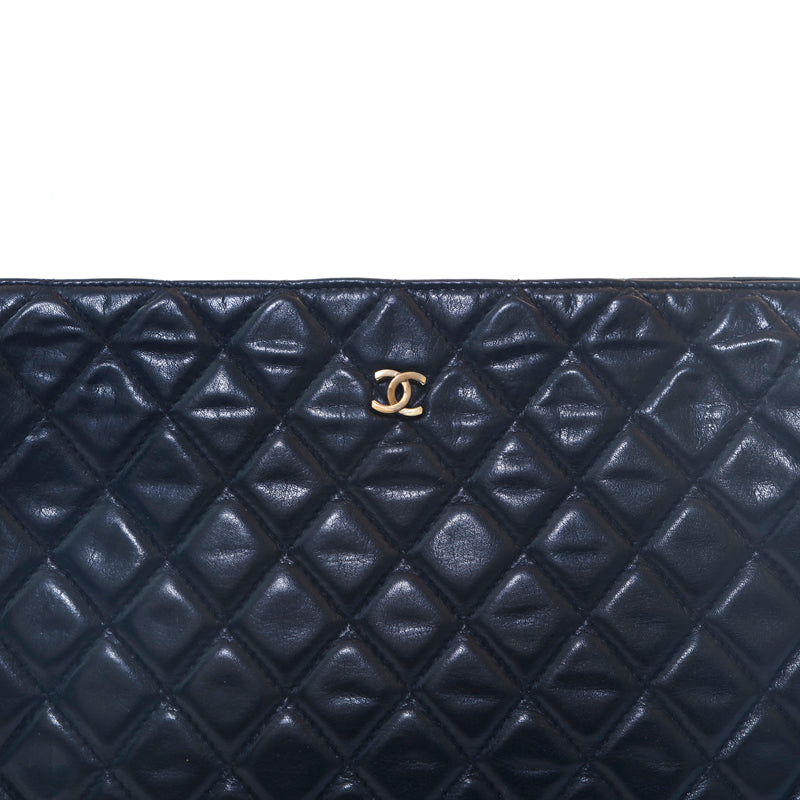シャネル CHANEL ラムスキン マトラッセ クラッチ セカンドバッグ