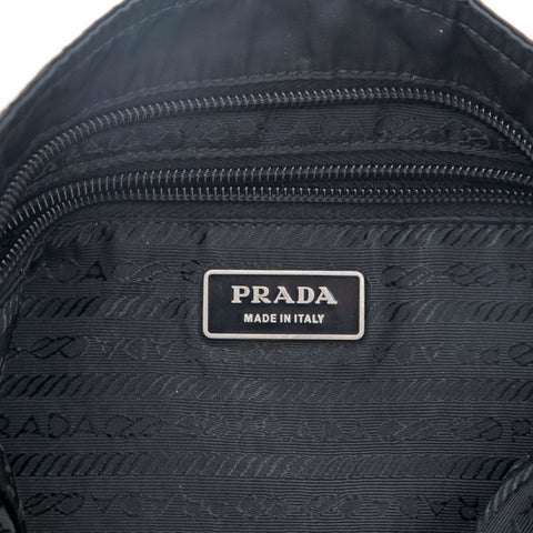 プラダ PRADA ナイロン ショルダーバッグ ブラック P15801