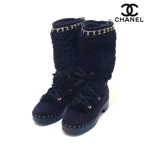 シャネル　ブーツ　ファーブーツ　Chanelすごく履きやすいです