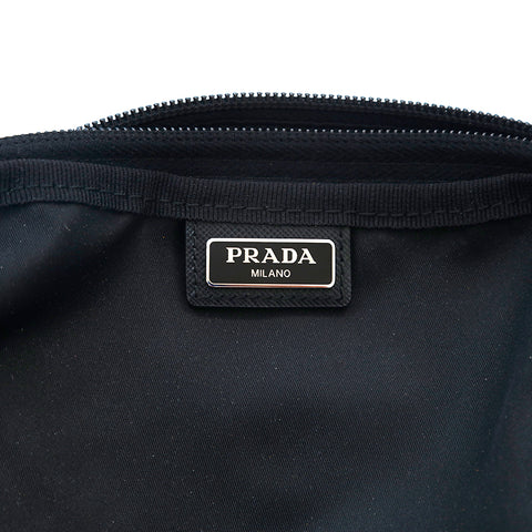 プラダ PRADA 三角ロゴ ナイロン ポーチ ブラック P15909 – NUIR VINTAGE