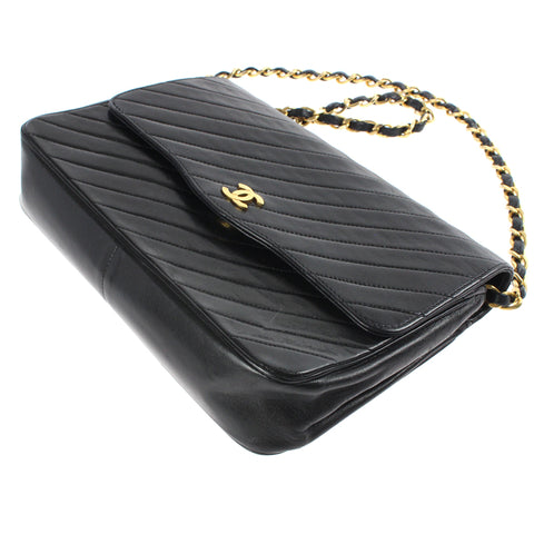 Chanel Pushlock Chain Shoulder Bag Leather Black P3157