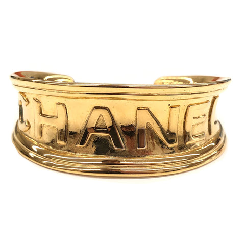 Chanel CHANEL Logo Bangle 96P Gold C3064 – NUIR VINTAGE