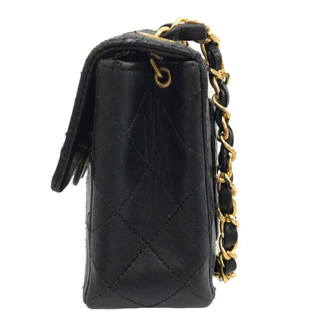 シャネル CHANEL ミニマトラッセ ターンロック チェーン ショルダーバッグ レザー ブラック P10898