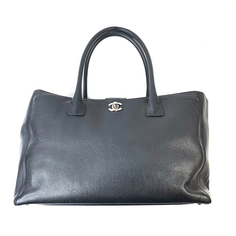 シャネル CHANEL 2012年 トートバッグ VINTAGE 中古 定番 カーフ ブラック WS1803