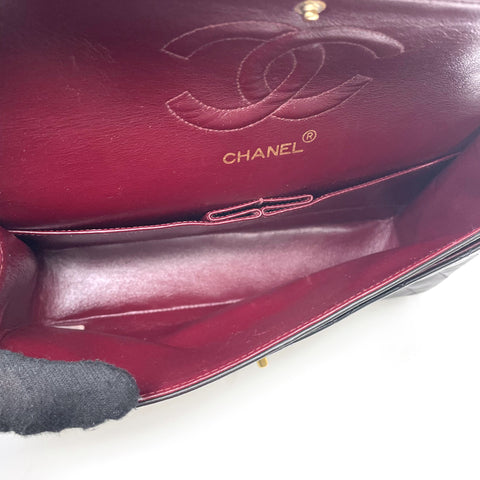 シャネル CHANEL マトラッセ ココマーク ショルダーバッグ VINTAGE 中古 定番 レザー ブラック WS2525