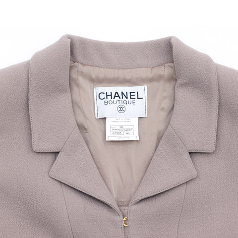 Chanel Chanel Cost Short Jacket Set Taille: 40 Crocped Coco Button 1996s Wool Beige x Gold WS2655