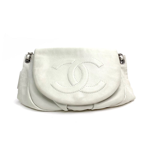 シャネル CHANEL ハーフムーン キャビアレザー 2008-2009年 ショルダーバッグ レザー ホワイト WS2921