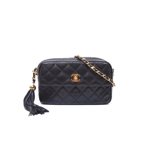 シャネル CHANEL ココマーク マトラッセ チェーン タッセル 3番台 ショルダーバッグ ブラック WS3215