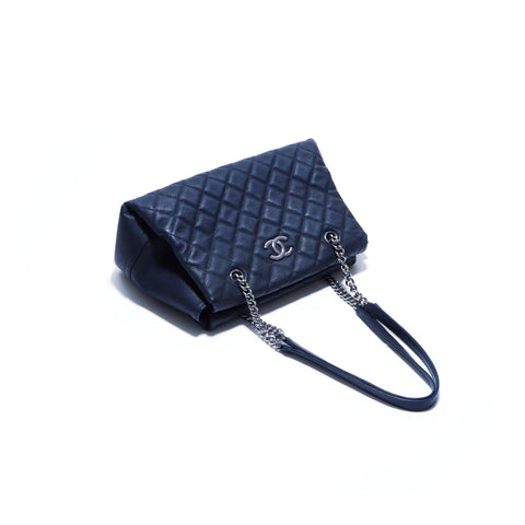 Chanel Caviar Skin Matelasse Shoulder Bag Black WS3650