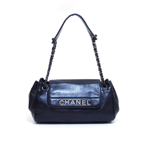 シャネル CHANEL ロゴ ショルダーバッグ レザー ブラック WS3713