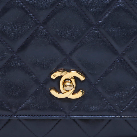 シャネル CHANEL マトラッセ  ショルダーバッグ レザー ブラック WS3715